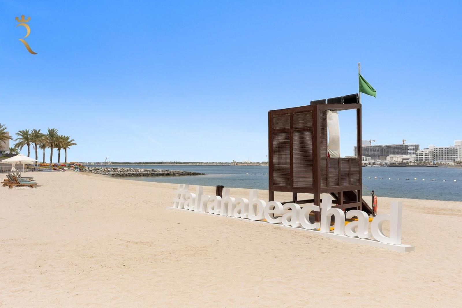 Apartamento Luxury Living At Its In Your 2br At Al Rahah Abu Dhabi