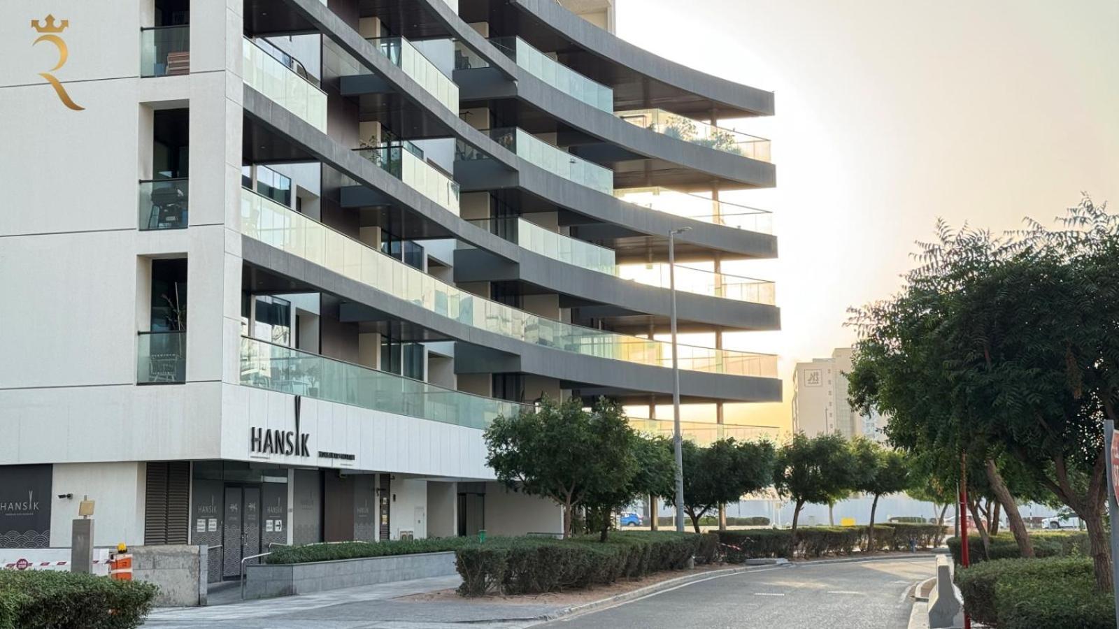 Luxury Living At Its In Your 2br At Al Rahah