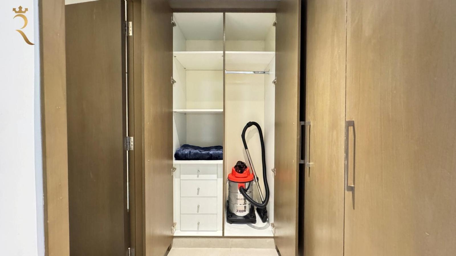 Apartamento Luxury Living At Its In Your 2br At Al Rahah Abu Dhabi