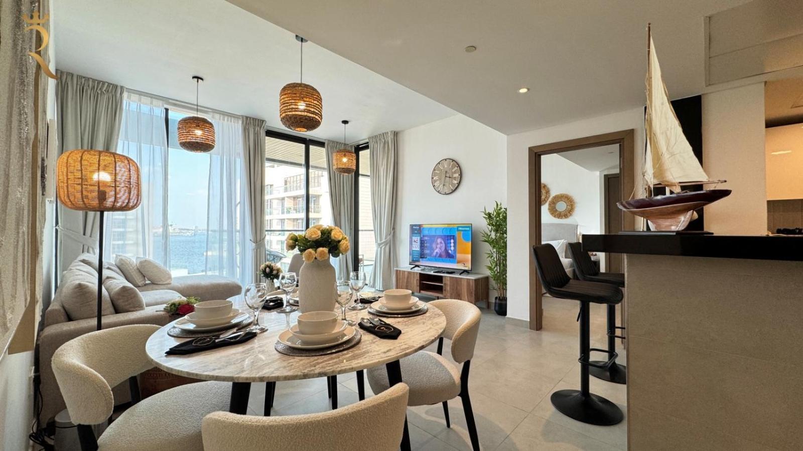Apartamento Luxury Living At Its In Your 2br At Al Rahah