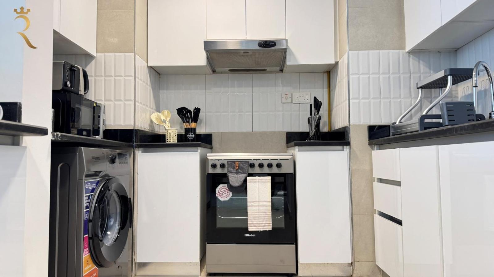 Apartamento Luxury Living At Its In Your 2br At Al Rahah *